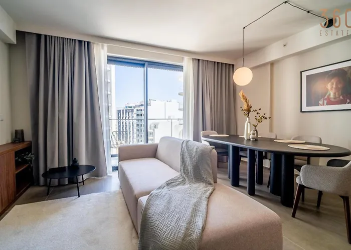 The Official Mercury - Luxurious With Wifi By 360 Estates