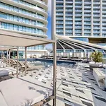 The Official Mercury - Luxurious With Wifi By 360 Estates Lägenhet *